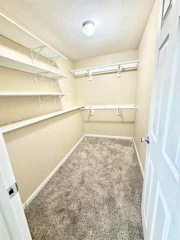 3005 N Stone Lake Dr, Augusta, KS 67010