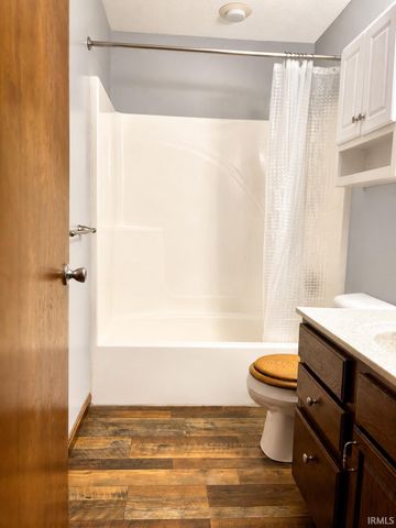 1240 Virgina Court, Bluffton, IN 46714