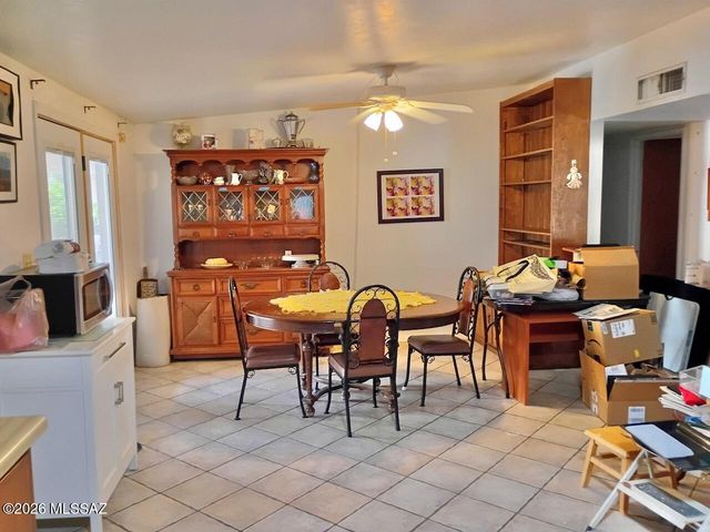7324 E Random Ridge Drive, Tucson, AZ 85710