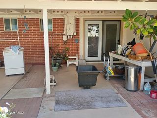 7324 E Random Ridge Drive, Tucson, AZ 85710