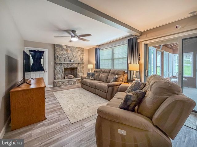 735 ROSS DR, Feasterville Trevose, PA 19053
