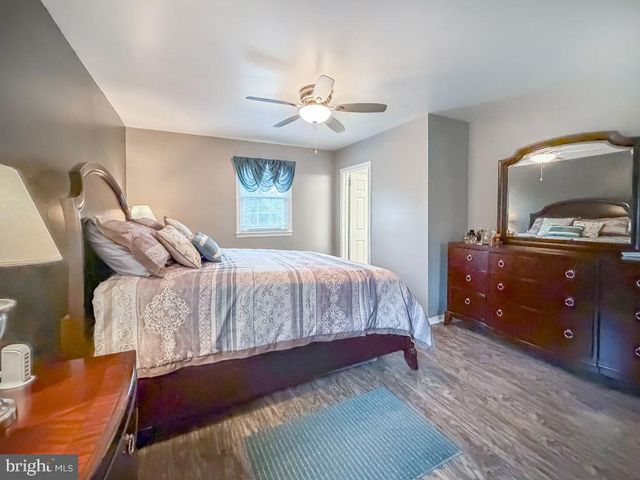 735 ROSS DR, Feasterville Trevose, PA 19053