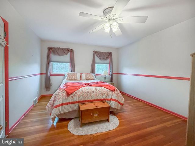 735 ROSS DR, Feasterville Trevose, PA 19053