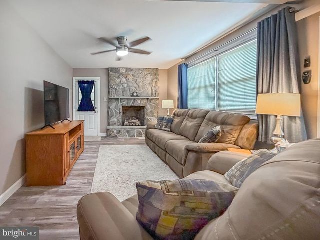 735 ROSS DR, Feasterville Trevose, PA 19053