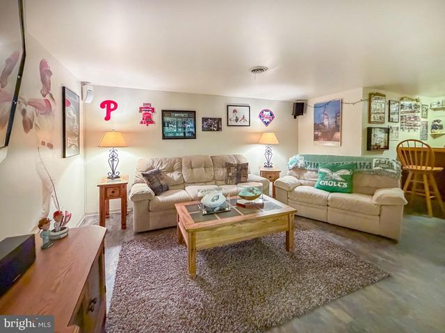 735 ROSS DR, Feasterville Trevose, PA 19053