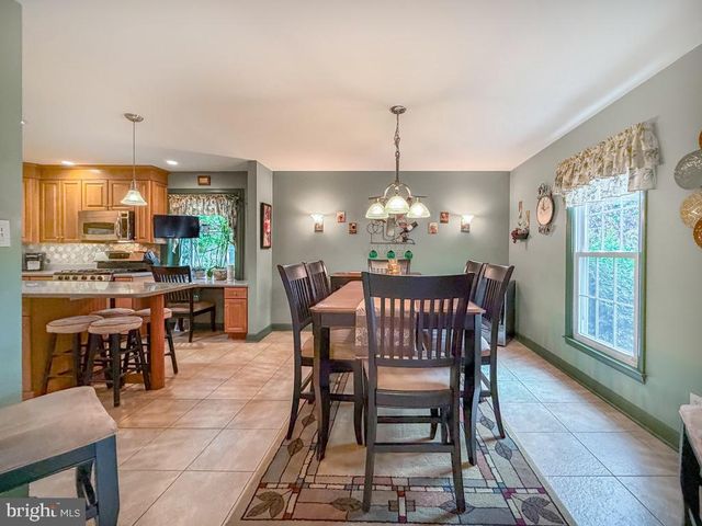 735 ROSS DR, Feasterville Trevose, PA 19053