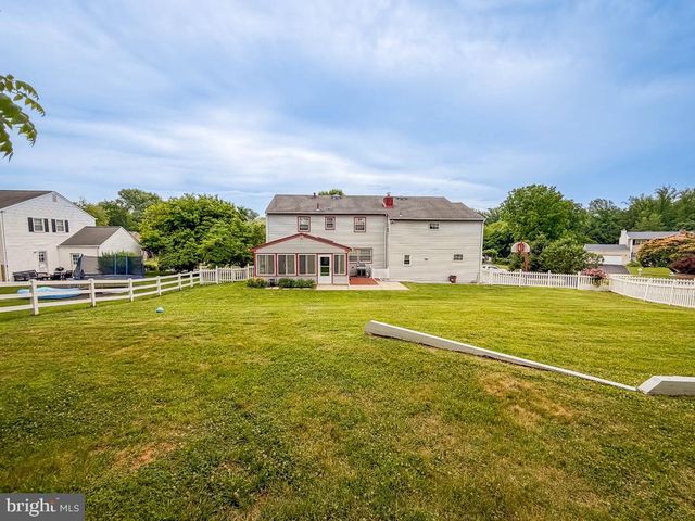 735 ROSS DR, Feasterville Trevose, PA 19053