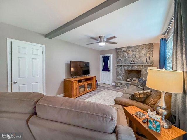 735 ROSS DR, Feasterville Trevose, PA 19053