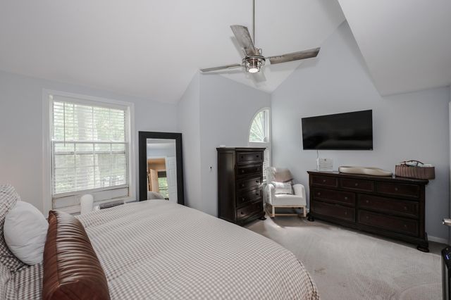 1465 Hooksett Rd Unit 117, Hooksett, NH 03106