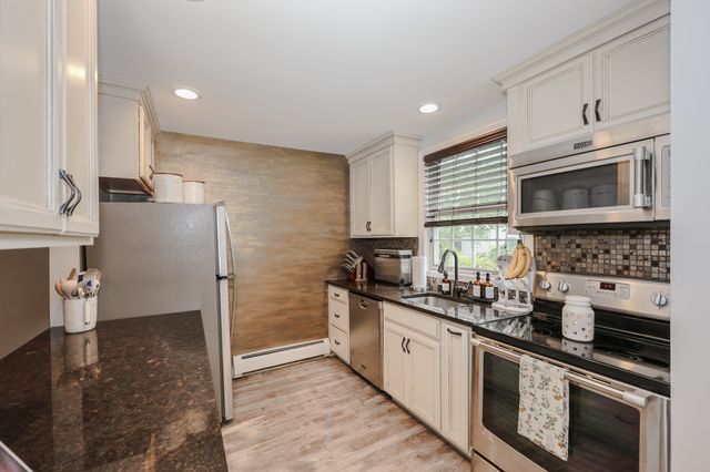 1465 Hooksett Rd Unit 117, Hooksett, NH 03106
