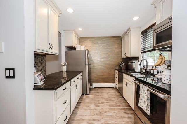 1465 Hooksett Rd Unit 117, Hooksett, NH 03106