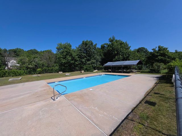 1465 Hooksett Rd Unit 117, Hooksett, NH 03106