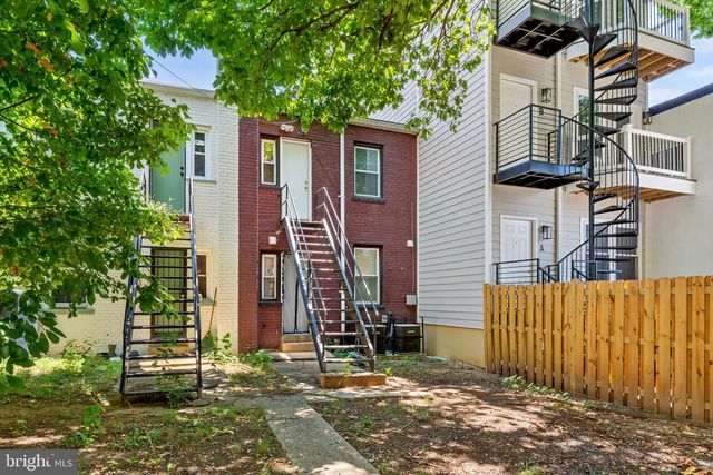 834 19TH ST NE, Washington, DC 20002