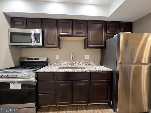 834 19TH ST NE, Washington, DC 20002