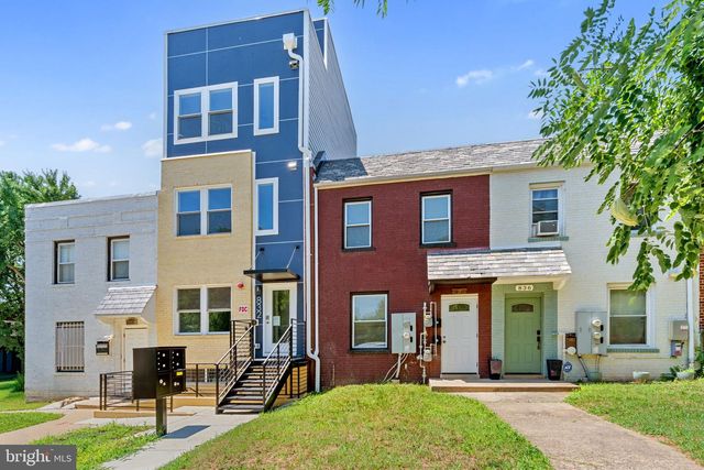 834 19TH ST NE, Washington, DC 20002
