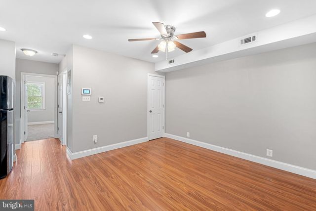 834 19TH ST NE, Washington, DC 20002