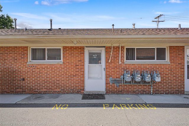 4222 Drouillard Street, Lincoln Park, MI 48146