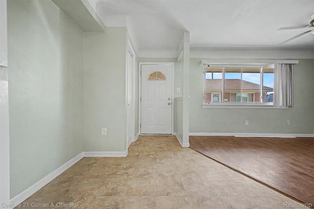 4222 Drouillard Street, Lincoln Park, MI 48146