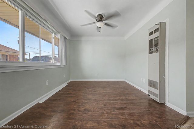 4222 Drouillard Street, Lincoln Park, MI 48146