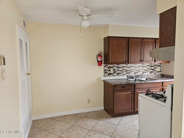 1601 N EL PASO Street 2, El Paso, TX 79902