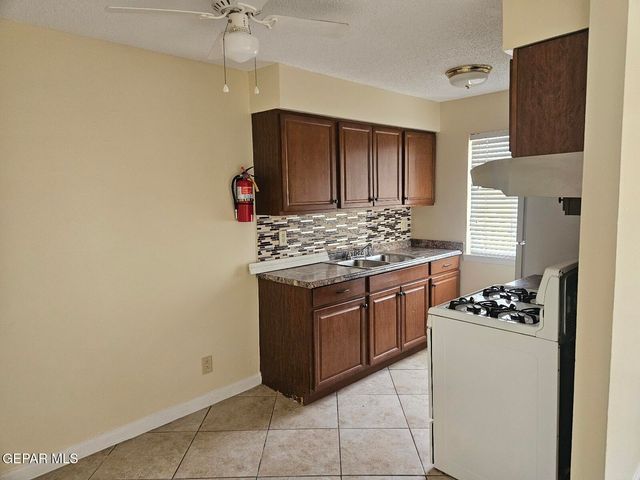 1601 N EL PASO Street 2, El Paso, TX 79902