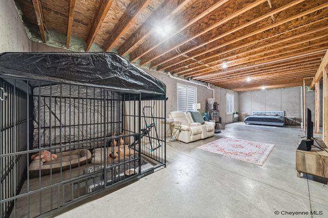 4068 SADDLEBACK LN, Cheyenne, WY 82001