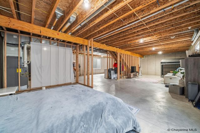 4068 SADDLEBACK LN, Cheyenne, WY 82001