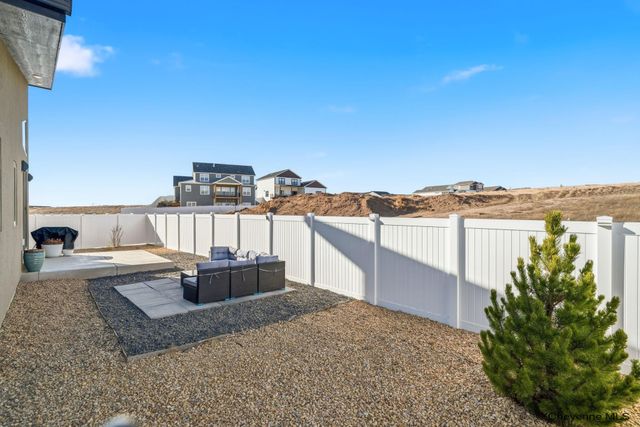 4068 SADDLEBACK LN, Cheyenne, WY 82001