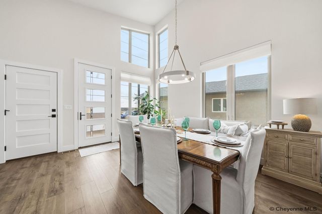 4068 SADDLEBACK LN, Cheyenne, WY 82001