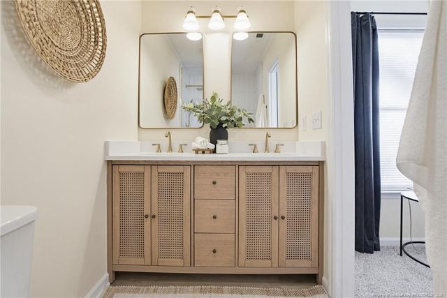 419 Woodberry Circle, Raeford, NC 28376