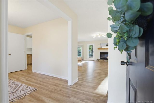 419 Woodberry Circle, Raeford, NC 28376