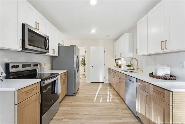 419 Woodberry Circle, Raeford, NC 28376