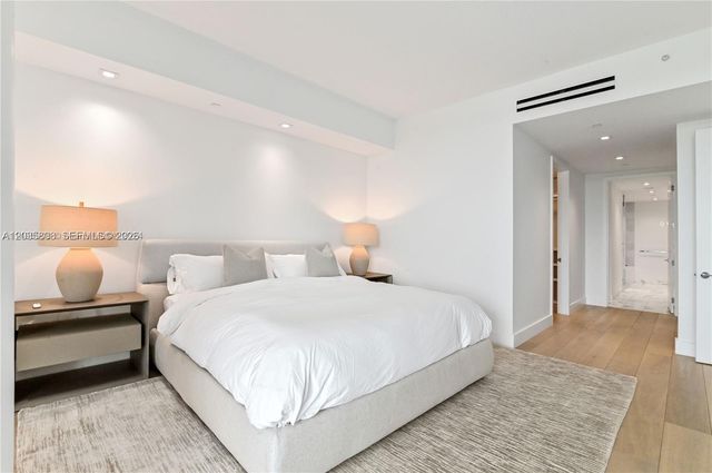 10203 Collins Ave 305, Bal Harbour, FL 33154