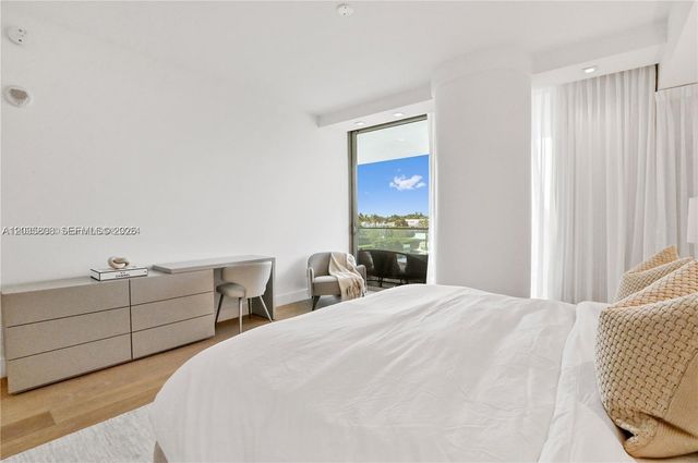 10203 Collins Ave 305, Bal Harbour, FL 33154