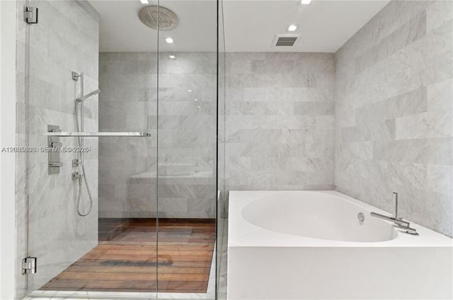 10203 Collins Ave 305, Bal Harbour, FL 33154