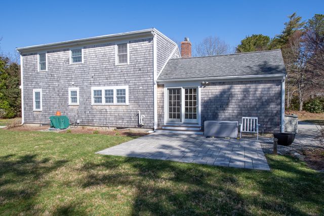89 Trout Brook Road, Cotuit, MA 02635