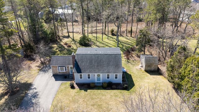 89 Trout Brook Road, Cotuit, MA 02635