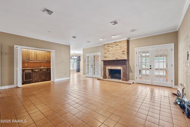 404 Old Settlement Road, Lafayette, LA 70508