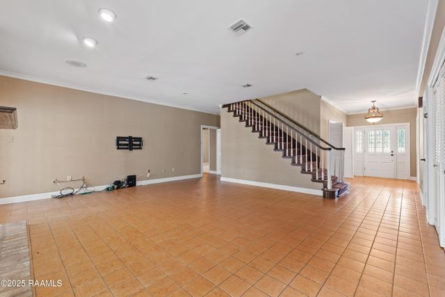 404 Old Settlement Road, Lafayette, LA 70508