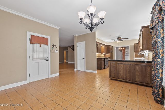 404 Old Settlement Road, Lafayette, LA 70508