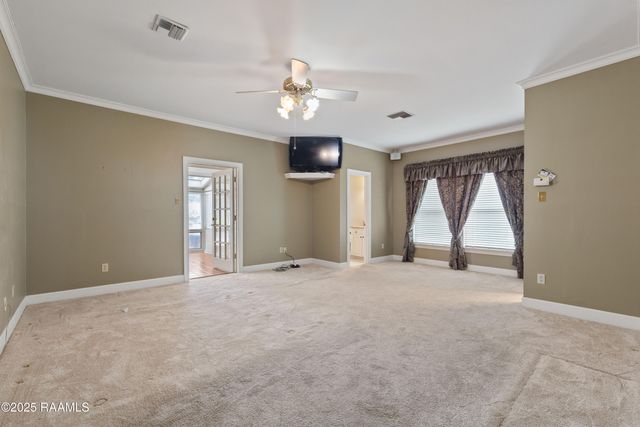 404 Old Settlement Road, Lafayette, LA 70508