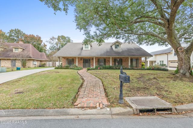 404 Old Settlement Road, Lafayette, LA 70508