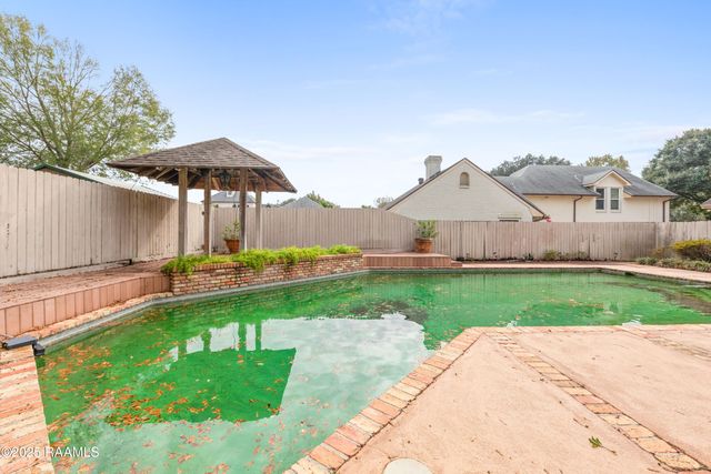 404 Old Settlement Road, Lafayette, LA 70508