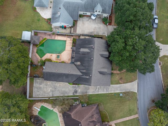 404 Old Settlement Road, Lafayette, LA 70508