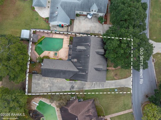 404 Old Settlement Road, Lafayette, LA 70508