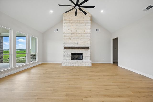 110 SE Private Rd 3178, Corsicana, TX 75109