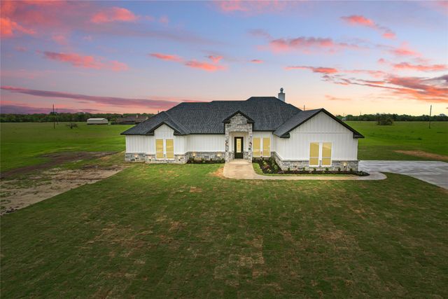 110 SE Private Rd 3178, Corsicana, TX 75109