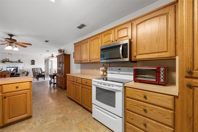 2767 HWY 174, Kopperl, TX 76652