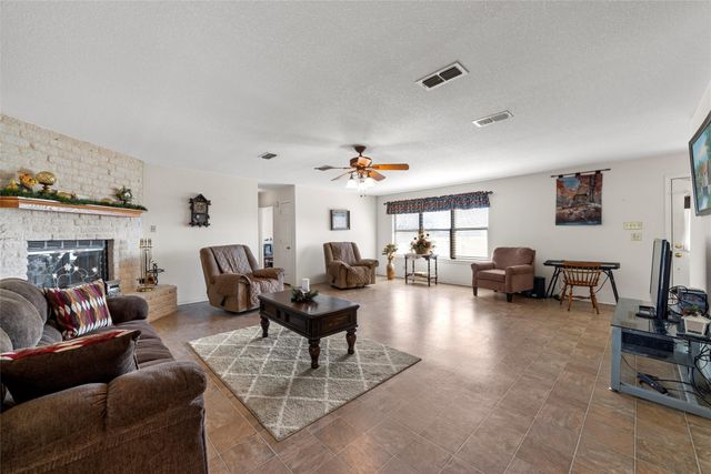 2767 HWY 174, Kopperl, TX 76652