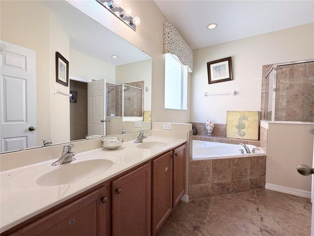 2549 DHARMA CIRCLE, Kissimmee, FL 34746